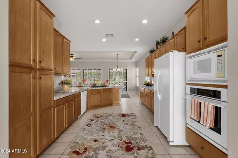 4098 E Rakestraw Ln, Gilbert, AZ 85298 photo 6