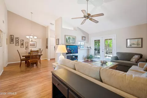 11221 N 57th Ave, Glendale, AZ 85304
