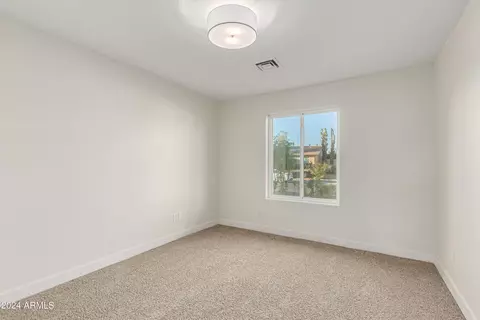 3731 W Crocus Dr W, Phoenix, AZ 85053 photo 19