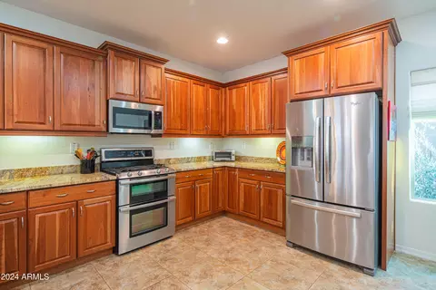 3722 E Matthew Dr, Phoenix, AZ 85050 photo 18