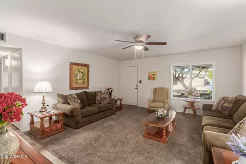 4231 E Sequoia Trl, Phoenix, AZ 85044 photo 8
