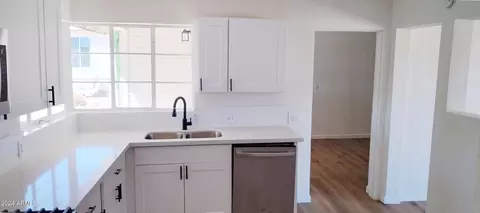 657 E Post Rd, Benson, AZ 85602 photo 3