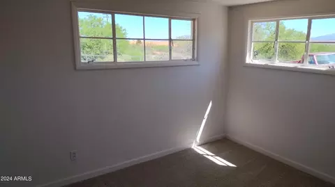 657 E Post Rd, Benson, AZ 85602 photo 9