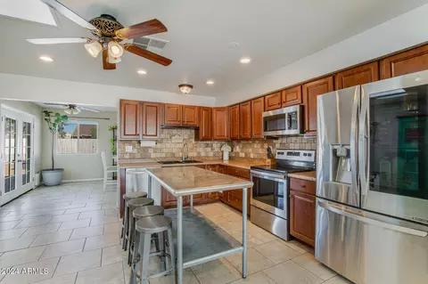 2520 E Impala Ave, Mesa, AZ 85204 photo 2