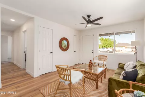 1901 E Sunland Ave, Phoenix, AZ 85040 photo 4