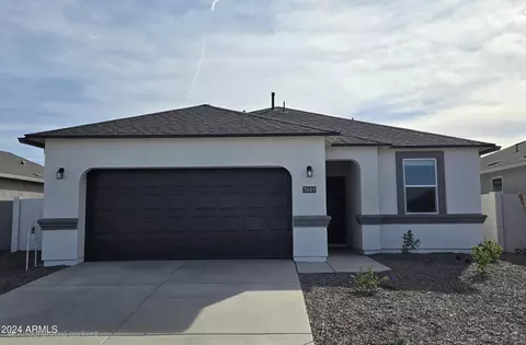5601 E Arctic Ln, San Tan Valley, AZ 85140