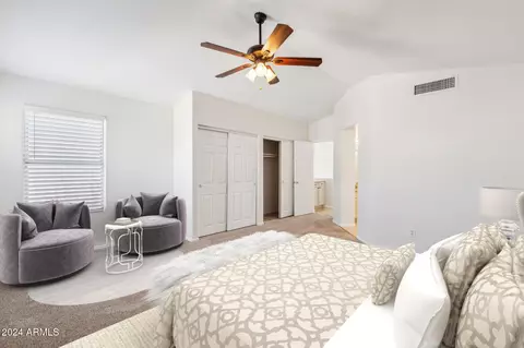 3914 E Morrow Dr, Phoenix, AZ 85050 photo 8