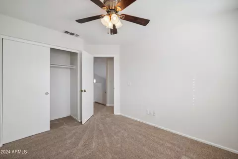 3914 E Morrow Dr, Phoenix, AZ 85050 photo 11