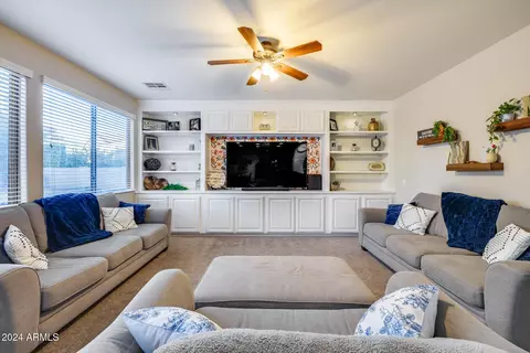 1108 E Rojo Way, Gilbert, AZ 85297 photo 13