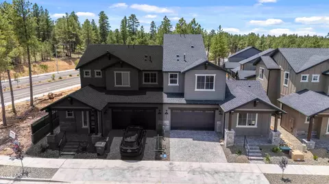 3227 E Copperleaf Ln, Flagstaff, AZ 86004 photo 2
