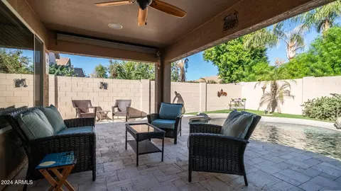 3918 E Wildhorse Dr, Gilbert, AZ 85297 photo 5