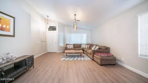 3918 E Wildhorse Dr, Gilbert, AZ 85297 photo 6