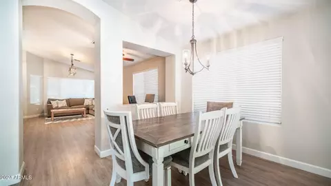 3918 E Wildhorse Dr, Gilbert, AZ 85297 photo 8