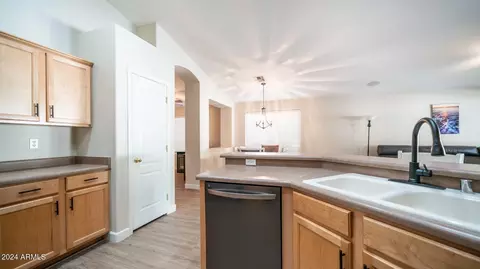 3918 E Wildhorse Dr, Gilbert, AZ 85297 photo 13