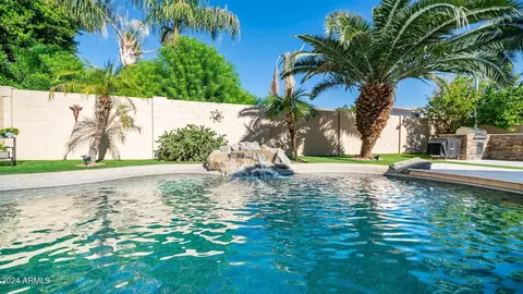 3918 E Wildhorse Dr, Gilbert, AZ 85297 photo 3