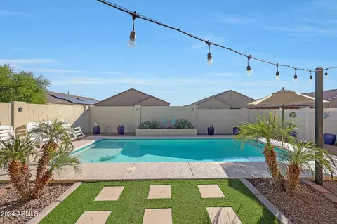 30195 W Avalon Dr, Buckeye, AZ 85396