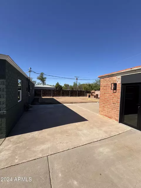 1424 E Coronado Rd, Phoenix, AZ 85006 photo 6