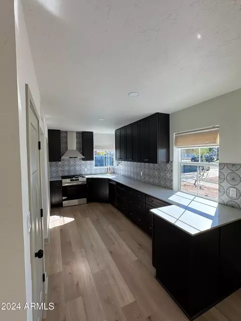 1424 E Coronado Rd, Phoenix, AZ 85006