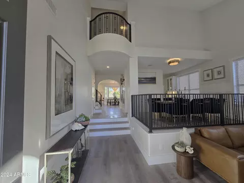 Entry Way - 2977 E Ranch Ct, Gilbert, AZ 85296 photo 2 of 8