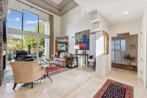 3010 E Sierra Vista Dr, Phoenix, AZ 85016