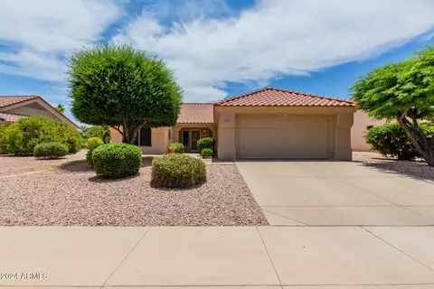 14321 W Robertson Dr, Sun City West, AZ 85375