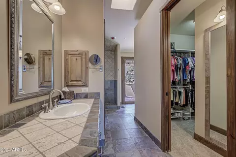 Bath - 601 N Grapevine Dr, Payson, AZ 85541 photo 4 of 8
