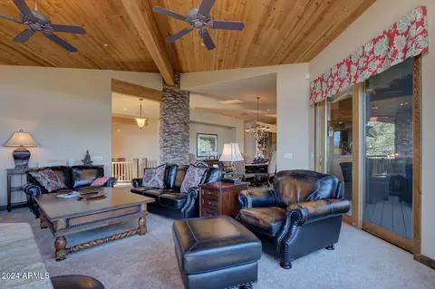 Living - 601 N Grapevine Dr, Payson, AZ 85541 photo 3 of 4
