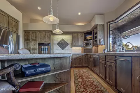 Kitchen - 601 N Grapevine Dr, Payson, AZ 85541 photo 5 of 6