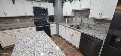 13849 N 48th Ave, Glendale, AZ 85306