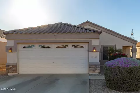 39208 N Cali Cir, San Tan Valley, AZ 85140