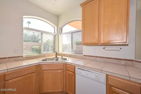 6533 N 18th Pl, Phoenix, AZ 85016 photo 13