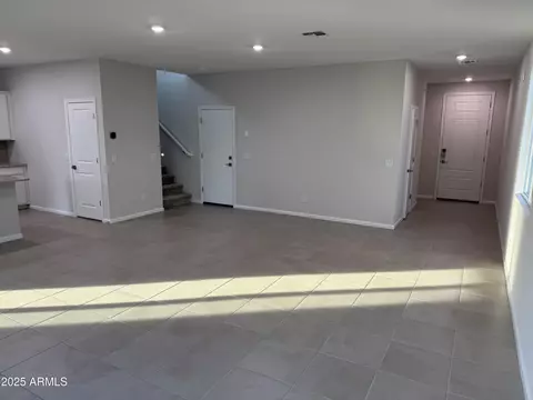 2593 E Bluff Spring Ave, Apache Junction, AZ 85119 photo 4