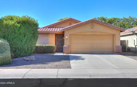 17586 N Carmen Ave, Maricopa, AZ 85139
