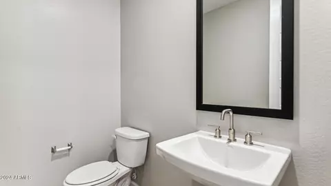 5829 E Ringtail Way, Phoenix, AZ 85054 photo 11