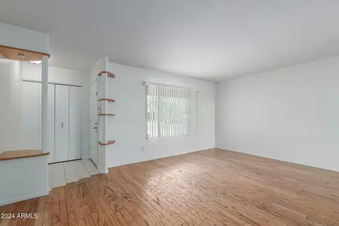 2175 E Palmcroft Dr, Tempe, AZ 85282 photo 5