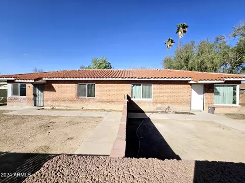 20 N Santa Barbara Dr, Mesa, AZ 85201