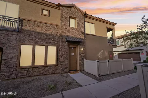 2718 S Catherine Dr #103, Gilbert, AZ 85295