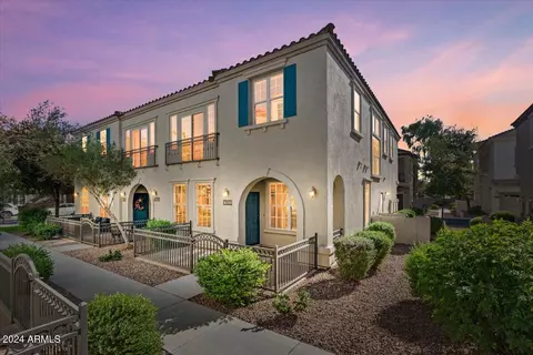 4726 E Red Oak Ln #103, Gilbert, AZ 85297