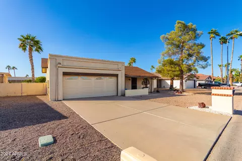 9506 E Fairway Blvd, Sun Lakes, AZ 85248