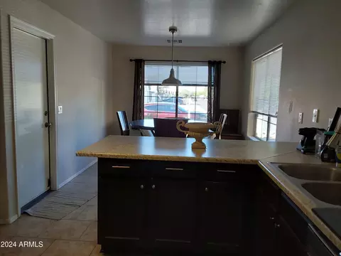 3653 S Conestoga Rd, Apache Junction, AZ 85119 photo 7