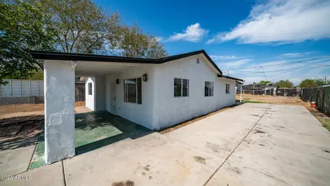 11 S 28th Dr, Phoenix, AZ 85009