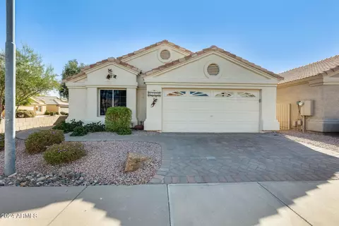 13931 W Santee Way, Surprise, AZ 85374