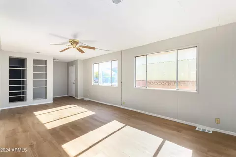 266 S Winthrop --, Mesa, AZ 85204 photo 9