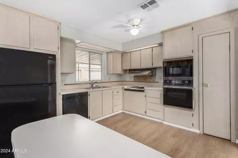 266 S Winthrop --, Mesa, AZ 85204 photo 18