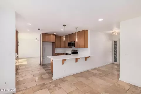 1025 E Carson Dr, Tempe, AZ 85282 photo 11