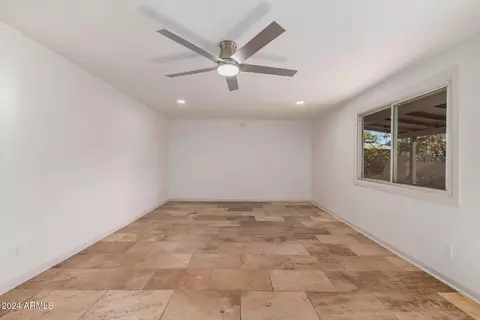 1025 E Carson Dr, Tempe, AZ 85282 photo 6