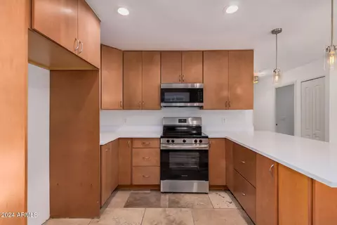 1025 E Carson Dr, Tempe, AZ 85282 photo 14