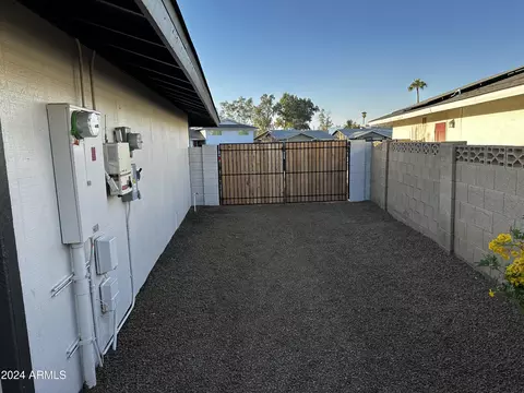 1025 E Carson Dr, Tempe, AZ 85282 photo 37