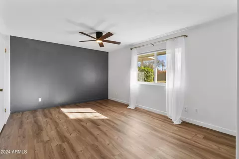 2549 E Cochise Rd, Phoenix, AZ 85028 photo 9