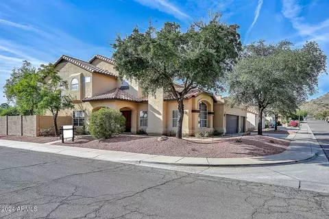 2953 E Calavar Rd, Phoenix, AZ 85032 photo 2